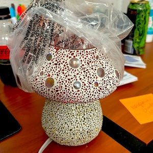 Scentsy Cute as a button Warmer